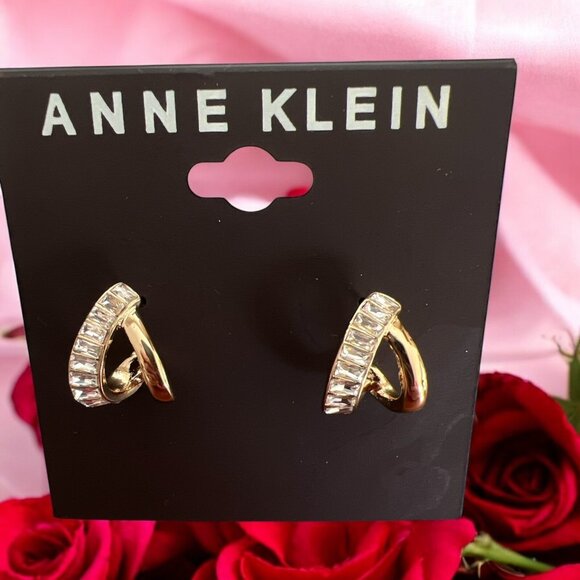Anne Klein 1/2" Gold Tone Baguette Crystal Post Back Earrings-NWT - Picture 1 of 1